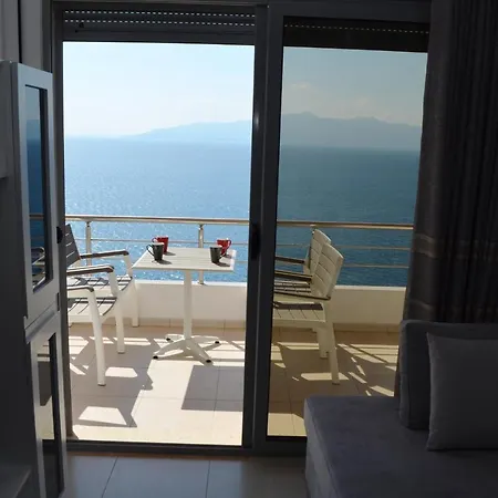 Daniela * Sarande